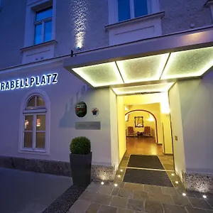 Am Mirabellplatz Österreich