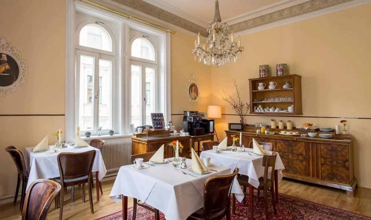 Boutique Hotel Columbia Вена Гостевой дом