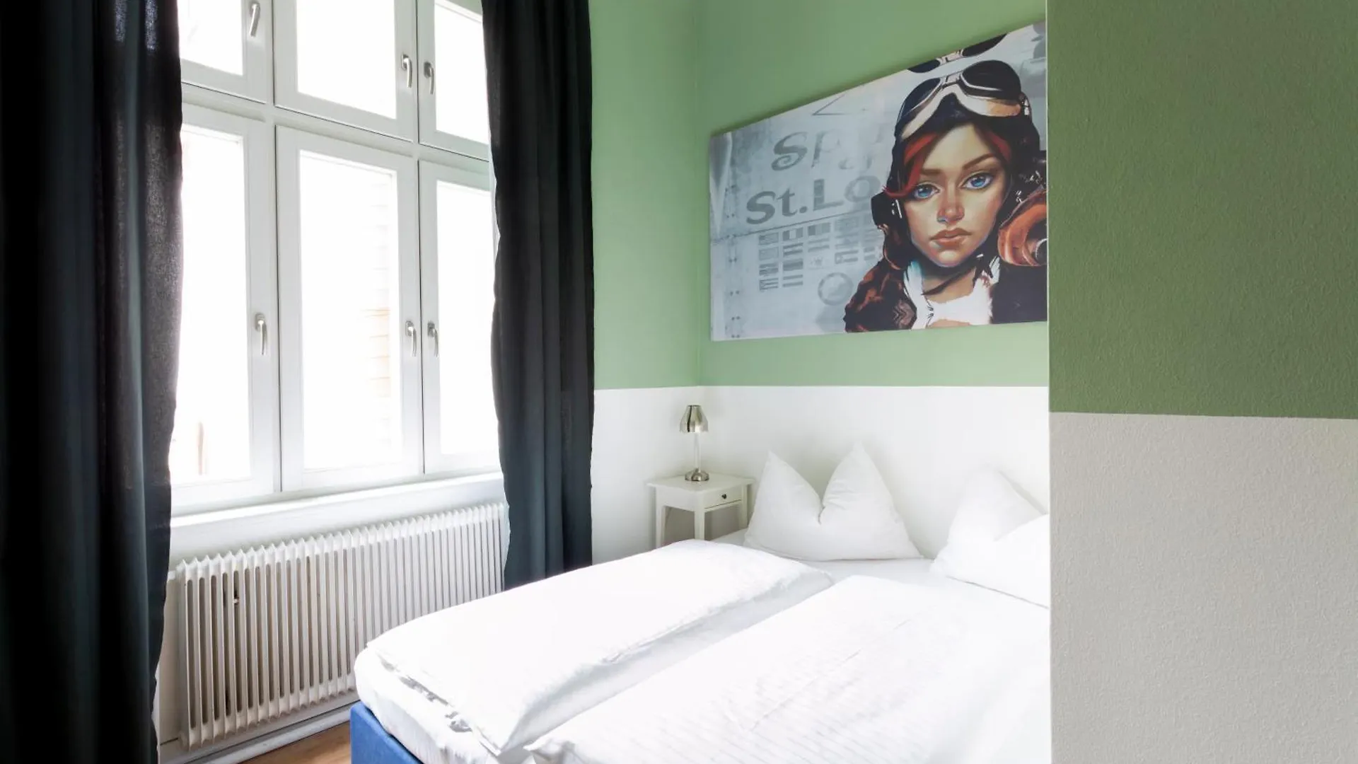 Boutique Hotel Columbia Вена 3*,